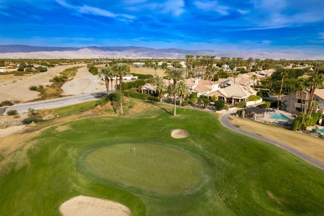 50075 Doral Street, La Quinta CA: https://media.crmls.org/mediaz/921c27d7-d5b6-4e46-92e5-6ad4f8d6015f.jpg