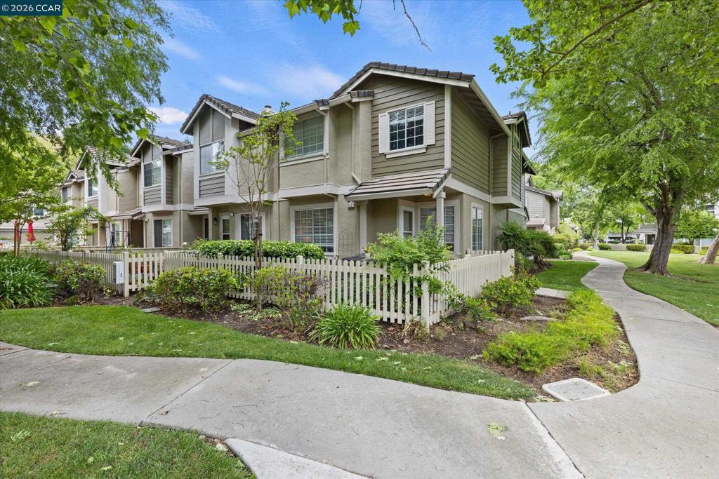 6521 Nottingham Pl #111