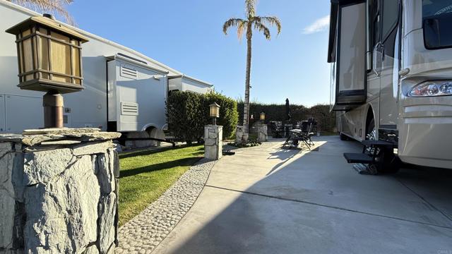 69411 Ramon Rd #917, Cathedral City CA: https://media.crmls.org/mediaz/921d1fb8-b7c4-4e5b-827f-3b9971c947db.jpg