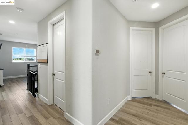 536 Aster St, Vacaville CA: https://media.crmls.org/mediaz/921d8e87-51f6-4dab-b1fa-2bee1747ff88.jpg