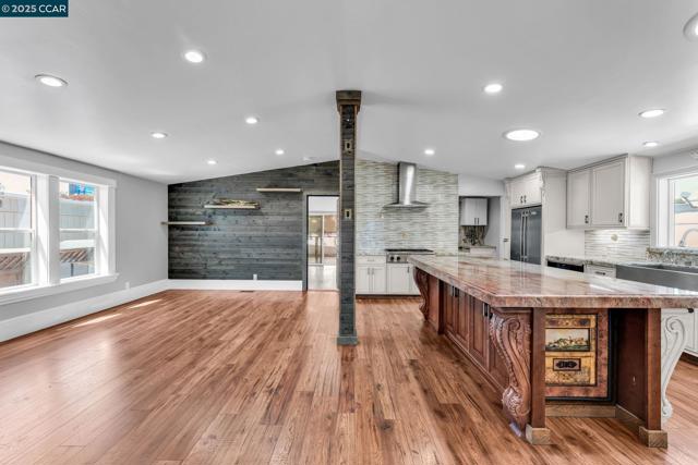 189 Suez Dr, Pacheco CA: https://media.crmls.org/mediaz/921e477b-43b0-4697-92b5-15e9bab48dea.jpg