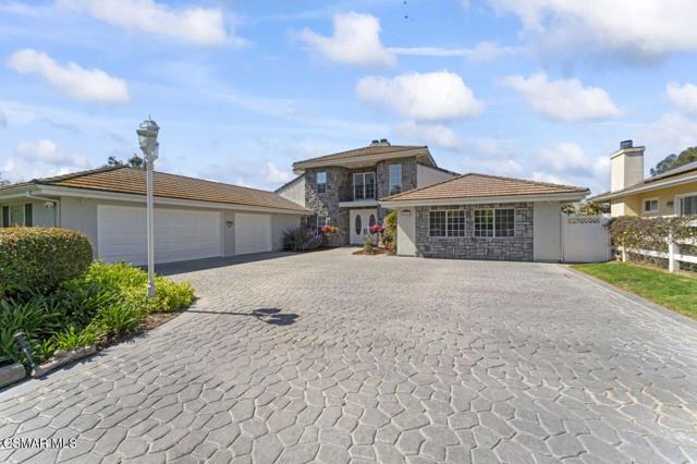 10885 Citrus Drive, Moorpark CA: https://media.crmls.org/mediaz/921f1f31-a01b-4ebf-821f-391446d23124.jpg