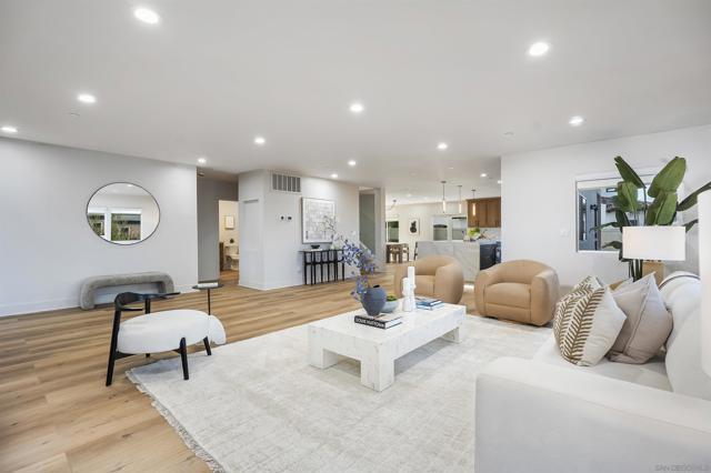 Image 10 of 75 For 4593 Coronado Ave