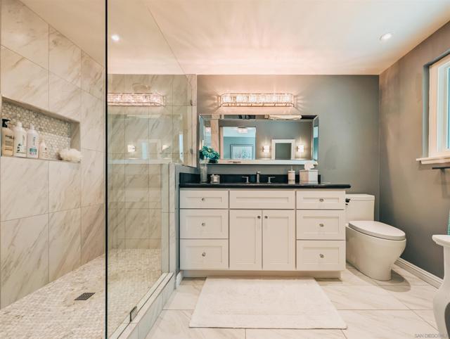 16482 Roca Dr, San Diego CA: https://media.crmls.org/mediaz/92215fec-5c08-4c54-9c5f-a2527c6c3deb.jpg