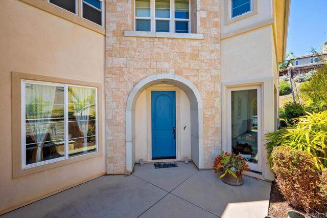 Detail Gallery Image 6 of 42 For 7149 Sitio Corazon, Carlsbad,  CA 92009 - 4 Beds | 4/1 Baths