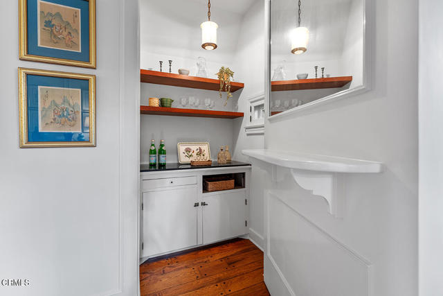 Detail Gallery Image 9 of 67 For 855 Old Mill Rd, Pasadena,  CA 91108 - 3 Beds | 3/1 Baths