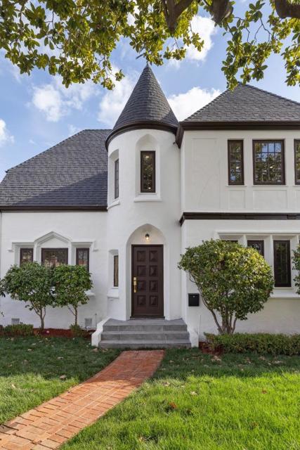 33 Seville Way, San Mateo CA: https://media.crmls.org/mediaz/9221eb68-33ea-403d-88bc-8416a85bb0fb.jpg