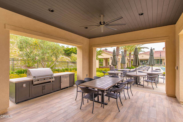5024 Rexton Drive, Camarillo CA: https://media.crmls.org/mediaz/92222890-da63-4130-bc21-47367fac54dd.jpg
