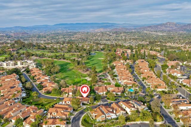 15638 Royal Crown Row, San Diego CA: https://media.crmls.org/mediaz/9223a3f7-7992-4d23-97fd-766d112e57c5.jpg