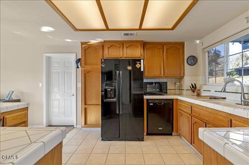 Detail Gallery Image 17 of 48 For 30370 Rollingoak Dr, Tehachapi,  CA 93561 - 3 Beds | 2 Baths