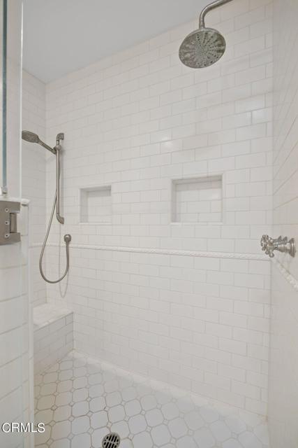 Detail Gallery Image 17 of 30 For 2621 25th St, Santa Monica,  CA 90405 - 2 Beds | 2 Baths