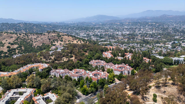 Detail Gallery Image 32 of 35 For 4200 via Arbolada #207,  Los Angeles,  CA 90042 - 2 Beds | 1 Baths