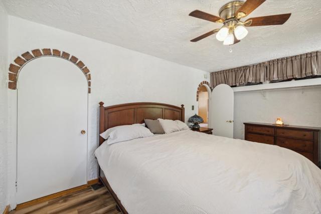 355 Santa Cruz Street, Boulder Creek CA: https://media.crmls.org/mediaz/922a161f-4b26-4da6-bbfa-bf15a0cb956e.jpg