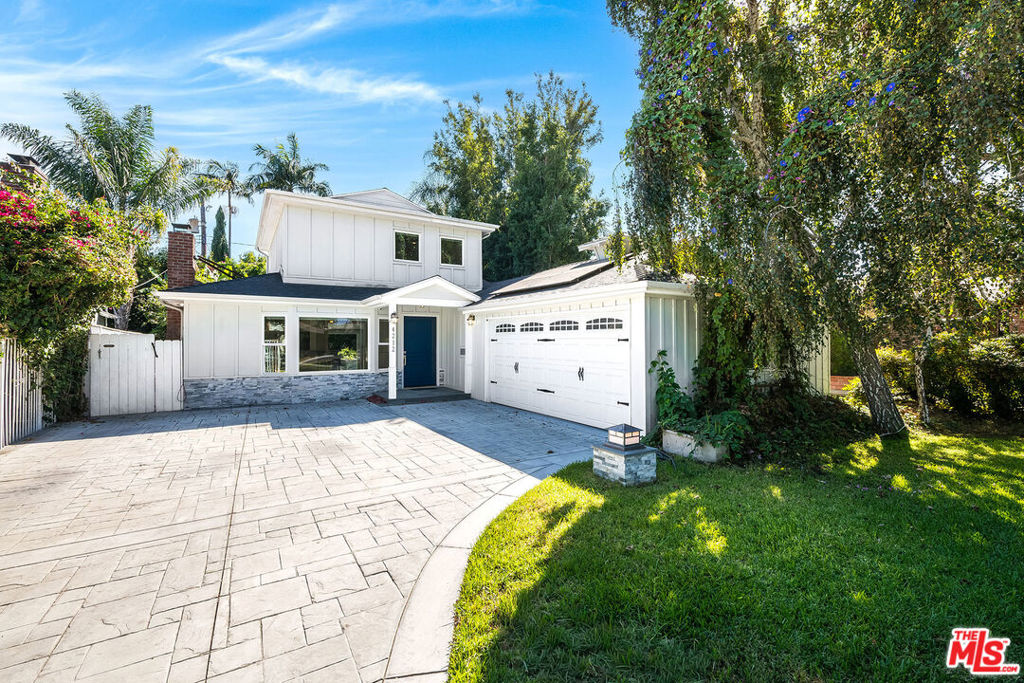 4212 W Franklin Avenue
