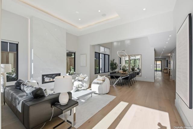 543 Tennyson Avenue, Palo Alto CA: https://media.crmls.org/mediaz/922ca36b-d15d-442d-bce5-b04e8b6b9bd7.jpg