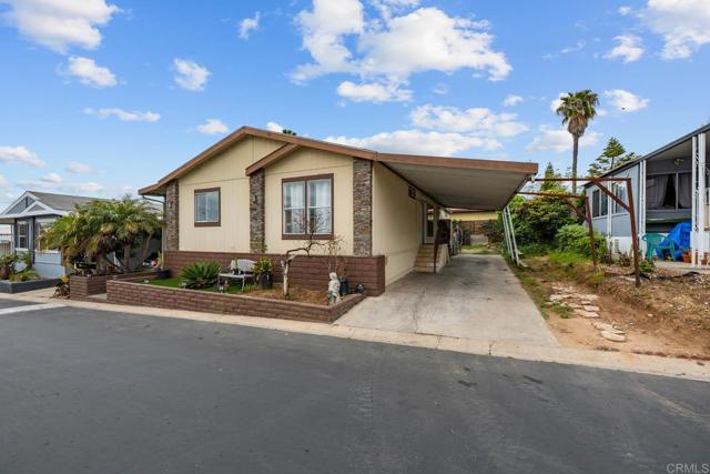 Detail Gallery Image 12 of 37 For 1011 Beyer Way #26,  San Diego,  CA 92154 - 3 Beds | 2 Baths