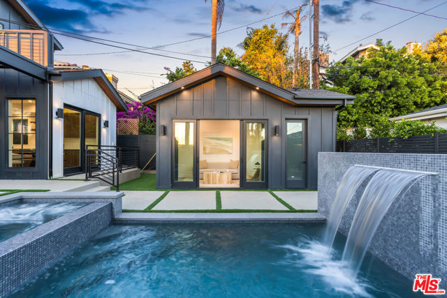 908 Rosecrans Avenue, Manhattan Beach, California 90266, 5 Bedrooms Bedrooms, ,1 BathroomBathrooms,Residential,For Sale,Rosecrans,25547139