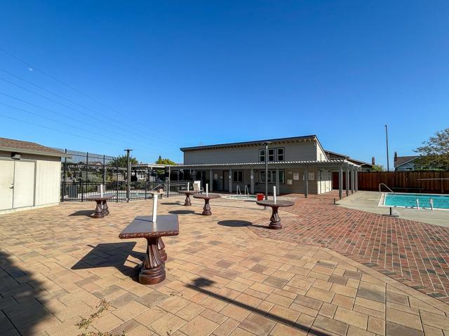 6022 Slopeview Court, Castro Valley CA: https://media.crmls.org/mediaz/922d6929-efea-4ffd-9317-12539f4ef4ef.jpg