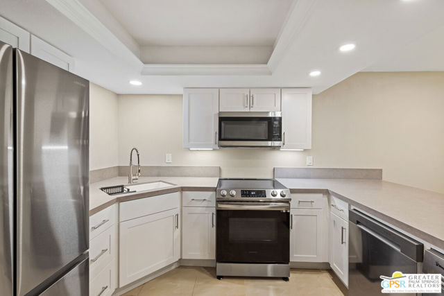 64285 Spyglass Avenue, Desert Hot Springs CA: https://media.crmls.org/mediaz/922e0c8a-6188-419a-9a70-039a5a31c791.jpg