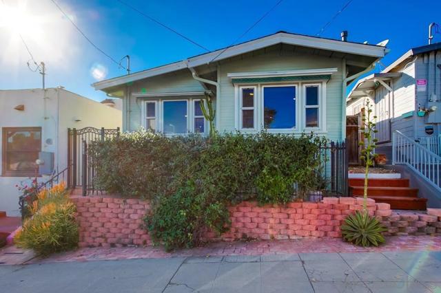 2114 2nd Ave, San Diego, California 92101, 2 Bedrooms Bedrooms, ,1 BathroomBathrooms,Single Family Residence,For Sale,2nd Ave,250000966SD