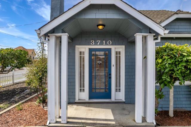 3710 Smith Street, Union City CA: https://media.crmls.org/mediaz/922f4482-1d7b-40e9-a751-2fe7d6ed24e8.jpg