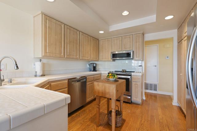 Detail Gallery Image 13 of 27 For 1238 Rue Saint Martin, San Marcos,  CA 92078 - 2 Beds | 2 Baths