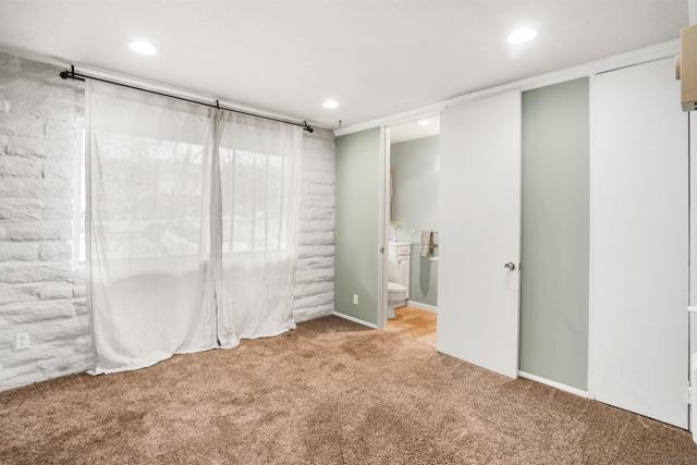 2544 Navarra Dr,  CA: https://media.crmls.org/mediaz/92301fd0-8f63-4229-b5f0-c493b51bc420.jpg