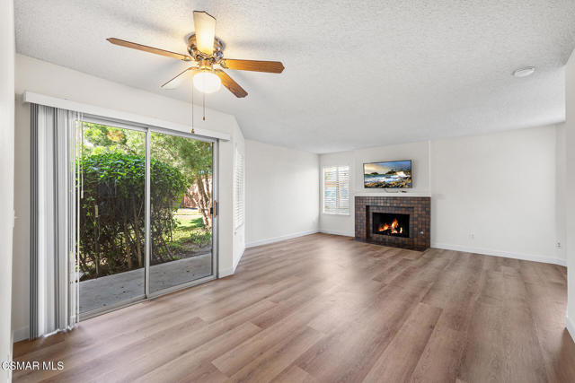 1748 Sinaloa Road, Simi Valley CA: https://media.crmls.org/mediaz/92309fcb-62de-408a-9784-1c1b46ee221f.jpg
