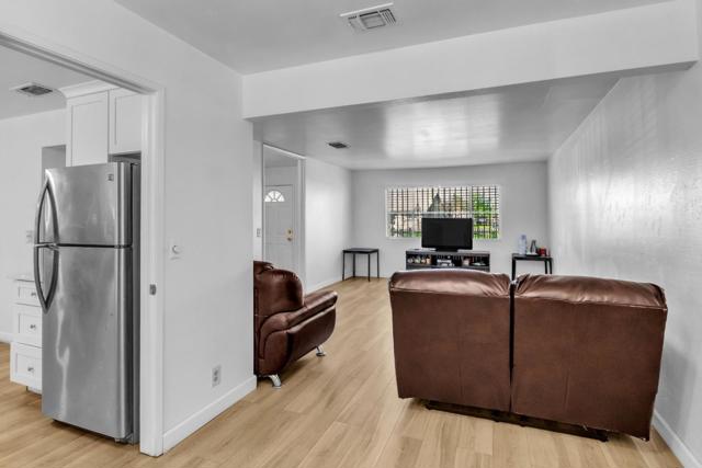 6245 Pantano Drive, Sacramento CA: https://media.crmls.org/mediaz/9230ee70-a911-42fe-bfb9-6f1fd9bad7bc.jpg