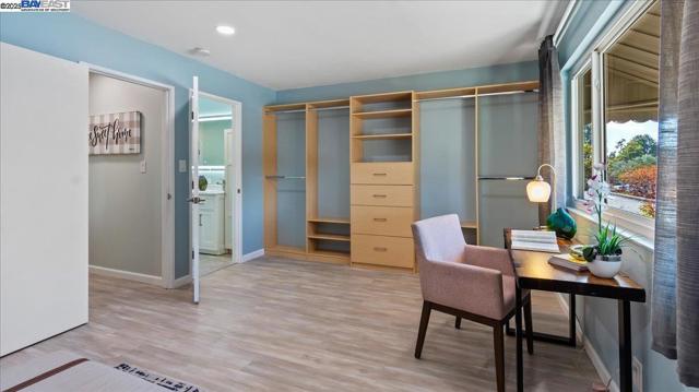 3027 Alta Vista, Alameda CA: https://media.crmls.org/mediaz/9233981a-85a9-4963-9506-ffb98bf97bbe.jpg