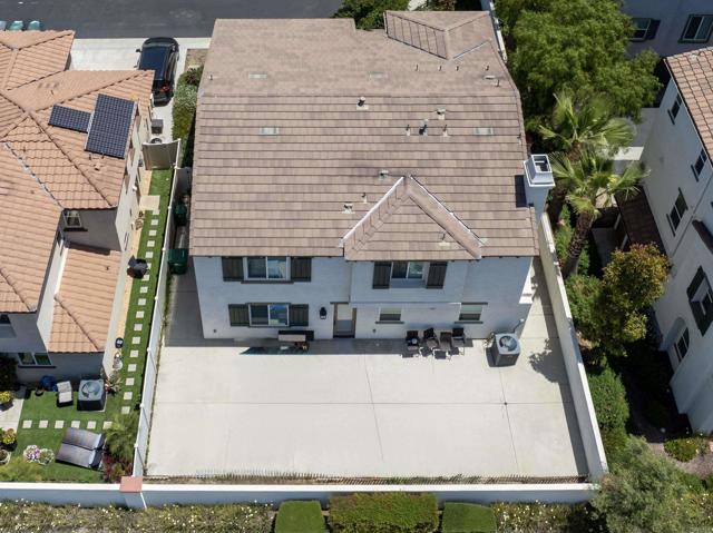 Detail Gallery Image 25 of 34 For 4203 Calle Del Vista, Oceanside,  CA 92057 - 4 Beds | 3 Baths