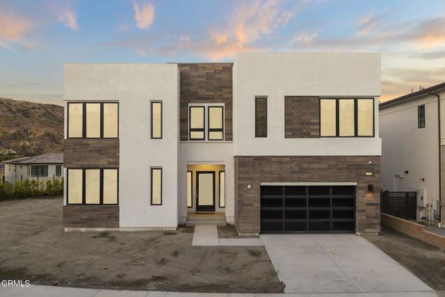 Detail Gallery Image 2 of 77 For 11862 N Hillsborough Ln, Porter Ranch,  CA 91326 - 5 Beds | 5/1 Baths