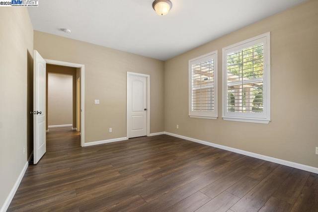 670 W Privado Way, Mountain House CA: https://media.crmls.org/mediaz/9234591d-f67f-4282-9795-3c370d373ebc.jpg