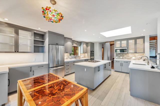 950 Oak Ridge Road, Los Gatos CA: https://media.crmls.org/mediaz/9234b265-331a-4c83-af7a-5f2bf7b5244d.jpg