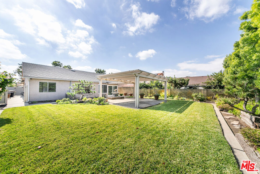 MLS #25610801 image #23