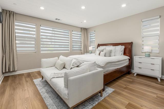 Detail Gallery Image 16 of 44 For 675 Westbrook Loop, San Marcos,  CA 92078 - 5 Beds | 4/1 Baths