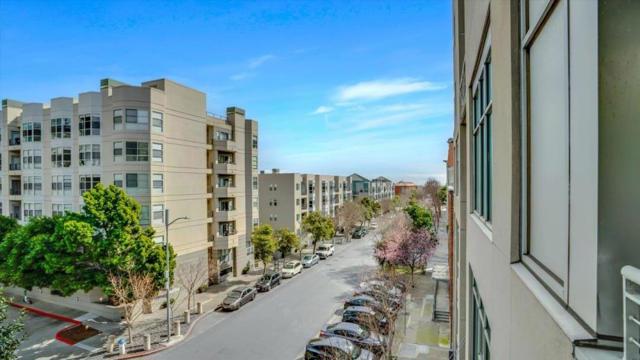 301 Bryant Street, San Francisco CA: https://media.crmls.org/mediaz/923579df-4284-4e31-b029-5f95190e80d1.jpg