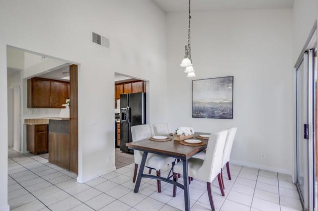 Detail Gallery Image 12 of 39 For 2230 Arborviate Ln, Spring Valley,  CA 91977 - 3 Beds | 2 Baths