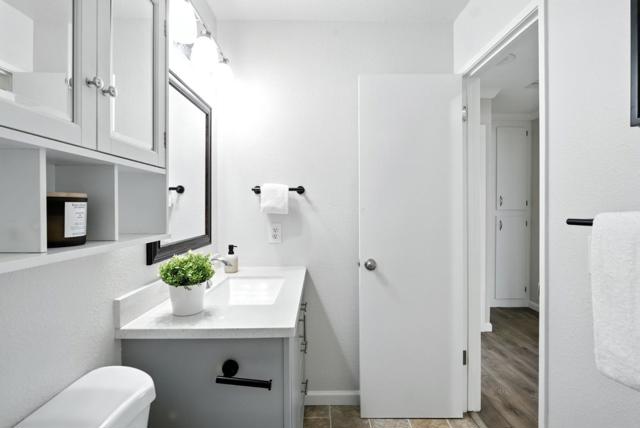 1297 Chesbro Way, Gilroy CA: https://media.crmls.org/mediaz/92376b65-c5a8-47e4-98e0-a84c289c7a78.jpg