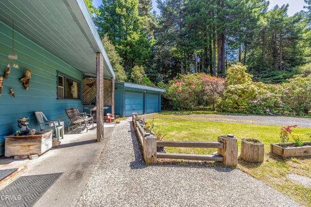 Detail Gallery Image 12 of 20 For 32100 O Bayley Dr, Fort Bragg,  CA 95437 - 3 Beds | 1 Baths