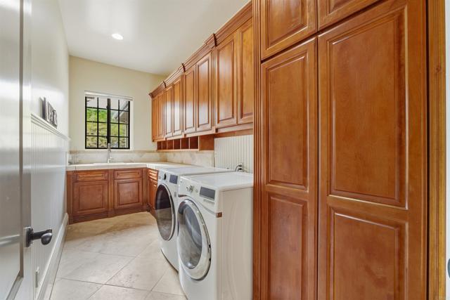 Detail Gallery Image 31 of 39 For 4712 Briana Ct, Fallbrook,  CA 92028 - 4 Beds | 4 Baths