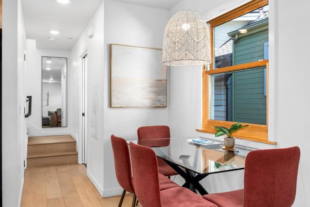 208 Capitola Avenue, Capitola CA: https://media.crmls.org/mediaz/923a0b31-b81a-4fba-8f7d-6e37bebf3a98.jpg