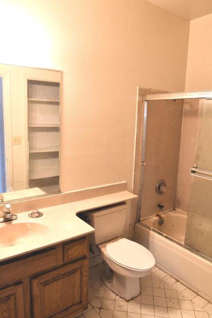 773 Gates Street, San Francisco CA: https://media.crmls.org/mediaz/923ad694-ebfb-45db-bc90-e135f9b64ace.jpg