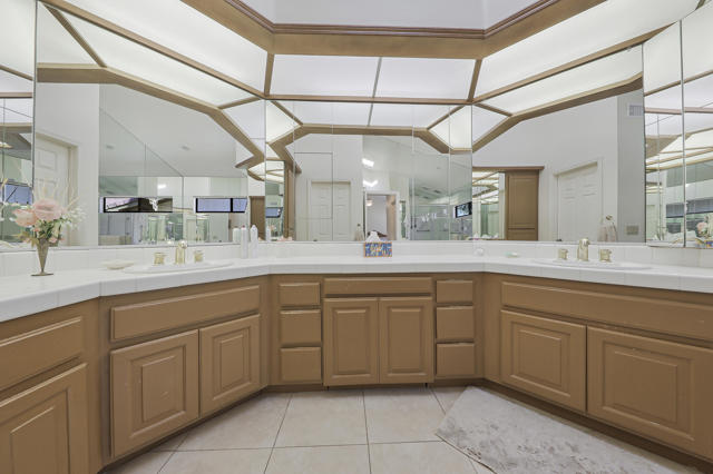 201 Wild Horse Drive, Palm Desert, CA 92211