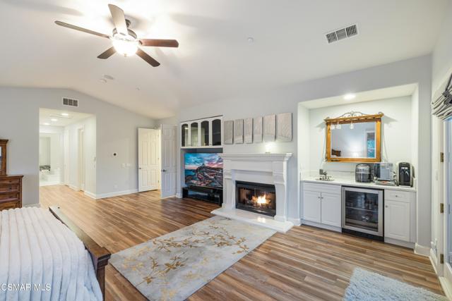 12430 Nelson Road, Moorpark CA: https://media.crmls.org/mediaz/923c30a9-210e-4f54-a748-4cca4036604b.jpg