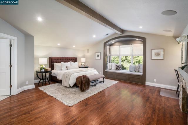 108 Shadewell Dr, Danville CA: https://media.crmls.org/mediaz/923cbc2f-3db6-41c5-8e90-20d39fcf4f6e.jpg