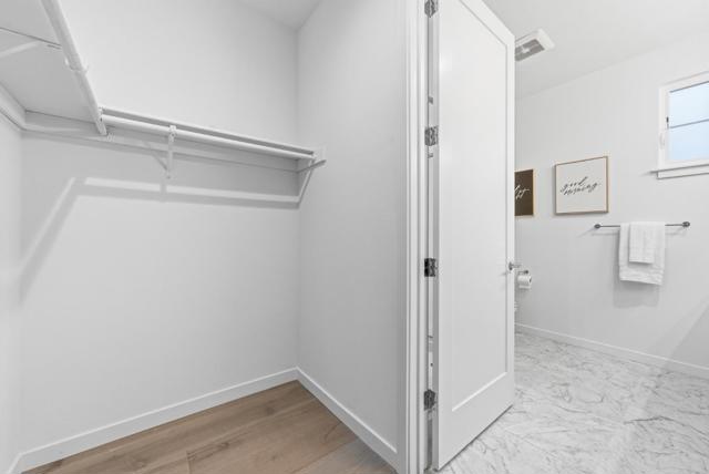 139 Flynn Avenue, Mountain View CA: https://media.crmls.org/mediaz/923cfcea-c297-46c6-afed-3d163a655e17.jpg