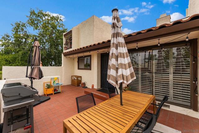 7328 Caminito Carlotta, San Diego CA: https://media.crmls.org/mediaz/923dd132-a56d-487b-9e0c-3e6f77efbb11.jpg
