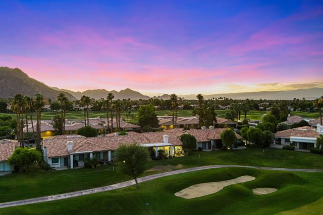 54808 Inverness Way, La Quinta CA: https://media.crmls.org/mediaz/923eb83d-ae00-4a5c-bc20-40259203d89f.jpg