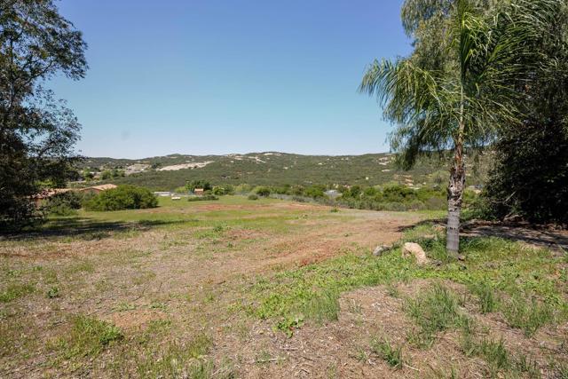 Detail Gallery Image 23 of 27 For 30377 Callejo Feliz Ter, Valley Center,  CA 92082 - 3 Beds | 2 Baths
